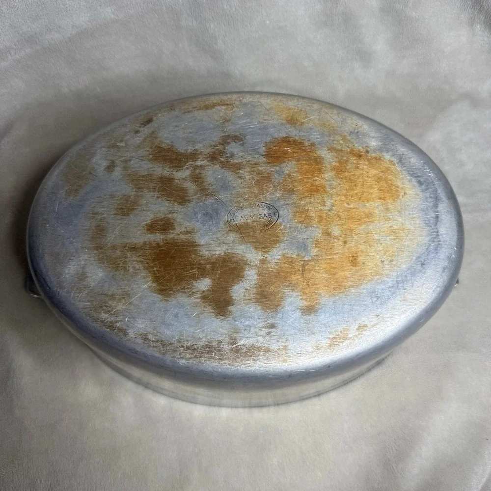 Vintage Cast Aluminum Heavy Oval Roaster Dutch Oven with Dome‎ Lid
